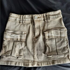 SHEIN Tan Mini Skirt with Pockets